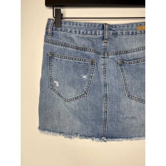 True Craft Skirt Womens Distressed Ripped Blue Denim Jean Mini Raw Hem Size 7 - Picture 6 of 11
